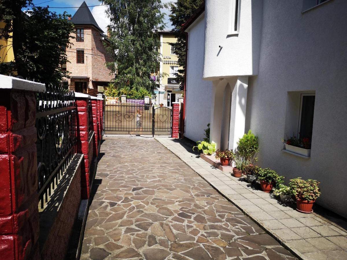Sadyba Anzhelika Truskawez Exterior foto
